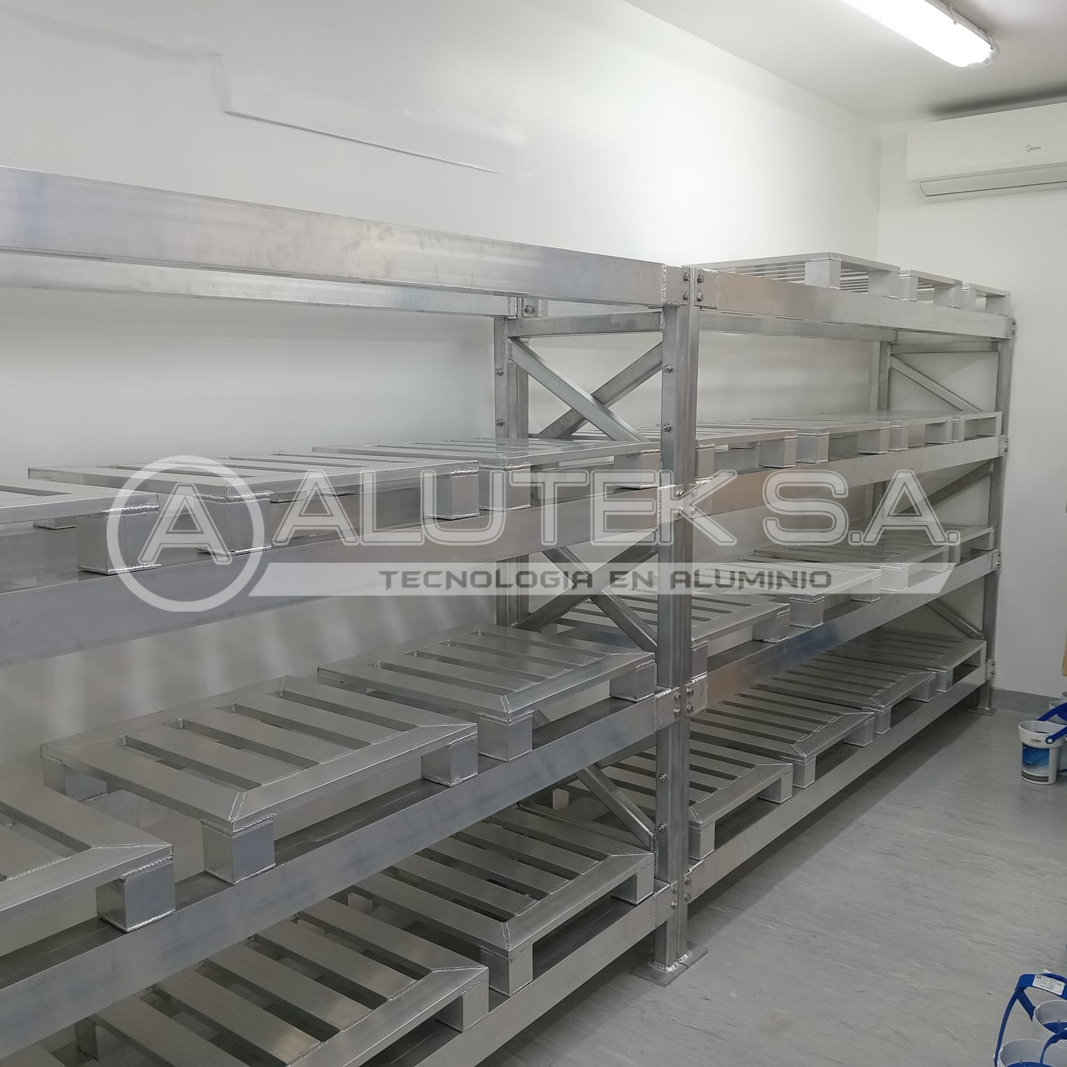 Racks de Aluminio para tarimas – Alutek